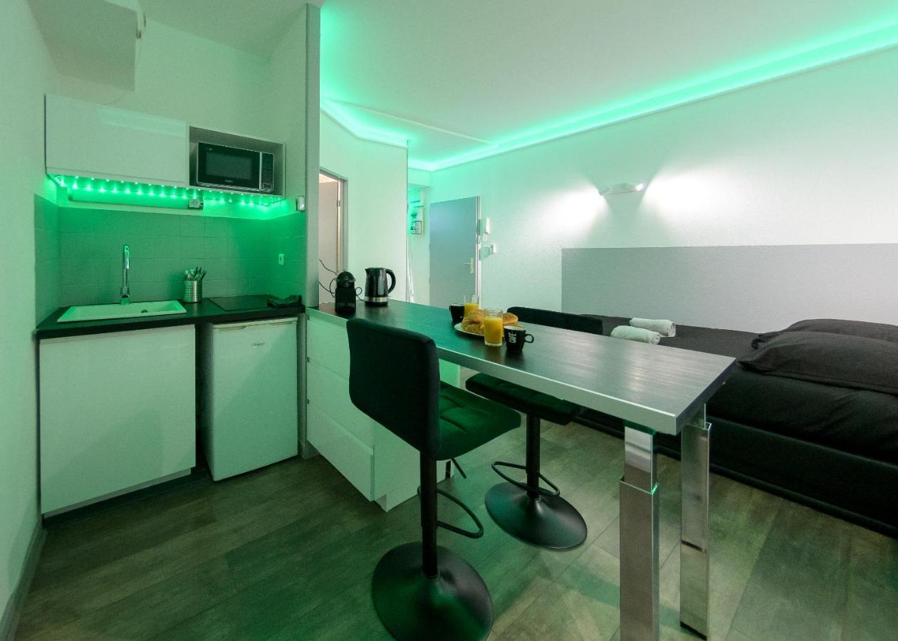 Appart'Hotel De La Gare - Cocooning Montbeliard Exterior photo