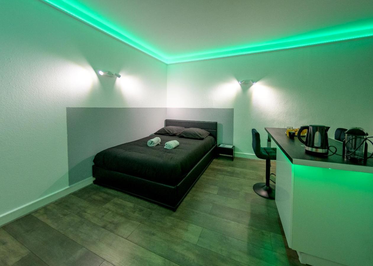 Appart'Hotel De La Gare - Cocooning Montbeliard Exterior photo
